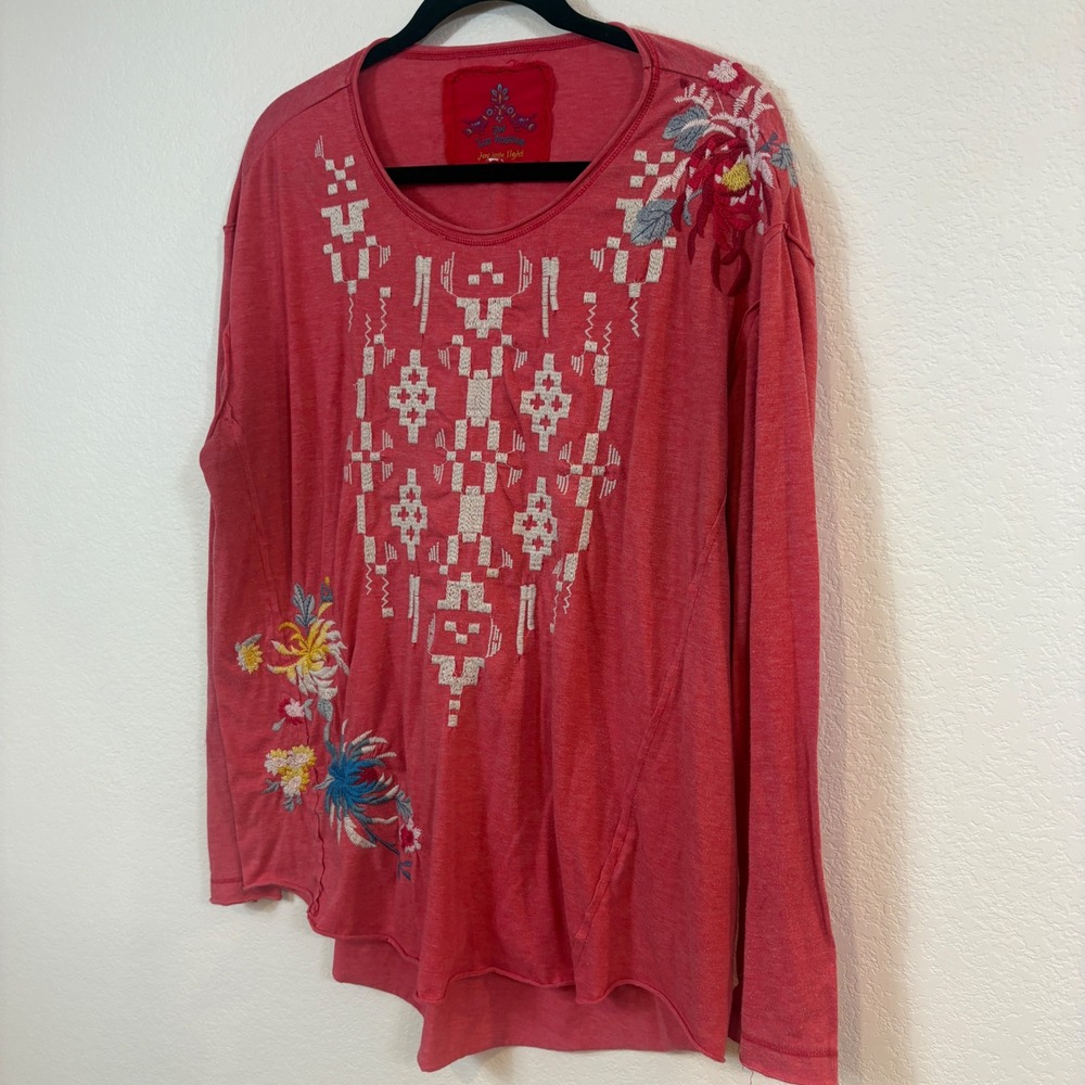 JW Los Angeles Tunic Top M Red Embroidered Oversized Johnny Was Boho Western - Picture 3 of 5